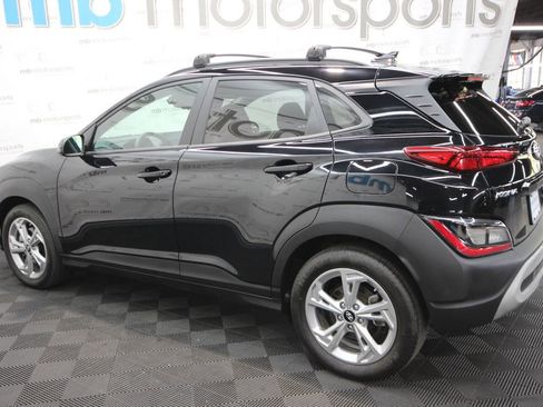 Used 2023 Hyundai Kona SEL AWD/4WD image 3