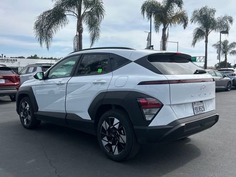 Used 2025 Hyundai Kona SEL image 6