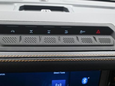 Certified 2024 Ford Bronco Badlands AWD/4WD image 12