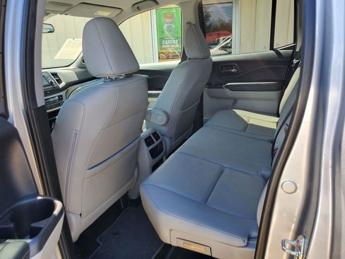 Used 2018 Honda Ridgeline RTL image 29