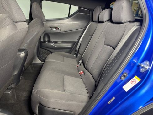 Used 2018 Toyota C-HR XLE image 24