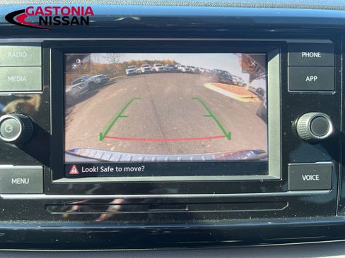 Used 2023 Volkswagen Taos S image 38