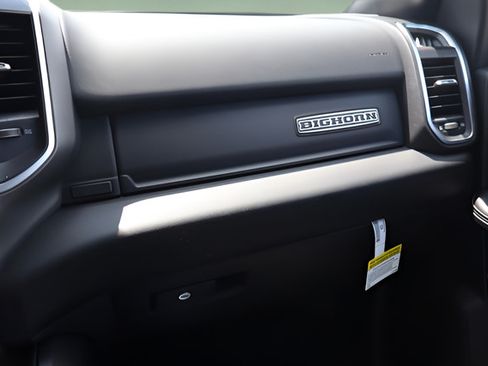 New 2026 RAM 2500 Big Horn AWD/4WD image 19