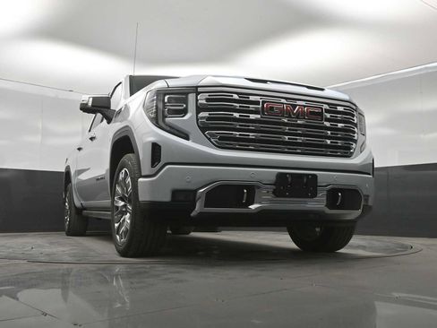 New 2026 GMC Sierra 1500 Denali w/ Denali Reserve Package AWD/4WD image 35