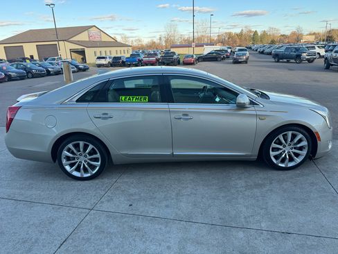 Used 2016 Cadillac XTS Luxury w/ Driver Awareness Package image 4