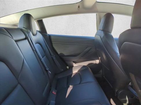 Used 2020 Tesla Model 3 Long Range image 22