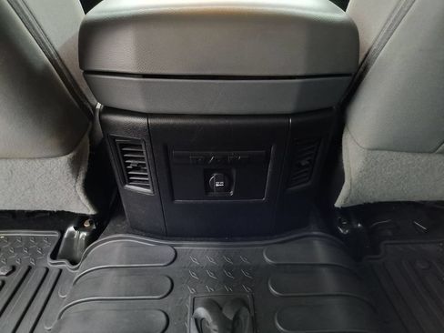 Used 2016 RAM 1500 Big Horn AWD/4WD image 25