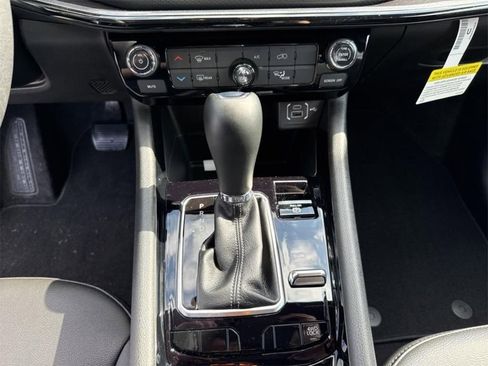 New 2025 Jeep Compass Latitude w/ Altitude Special Edition image 15