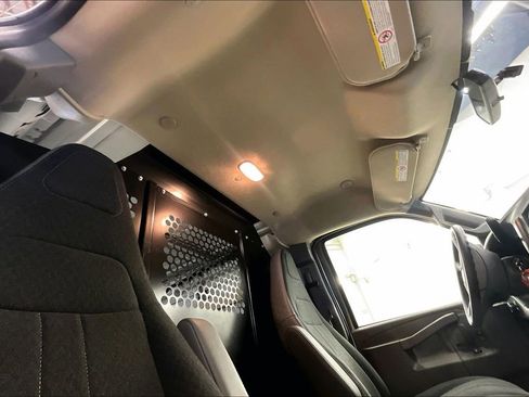 Used 2025 Chevrolet Express 2500 w/ Driver Convenience Package RWD image 28