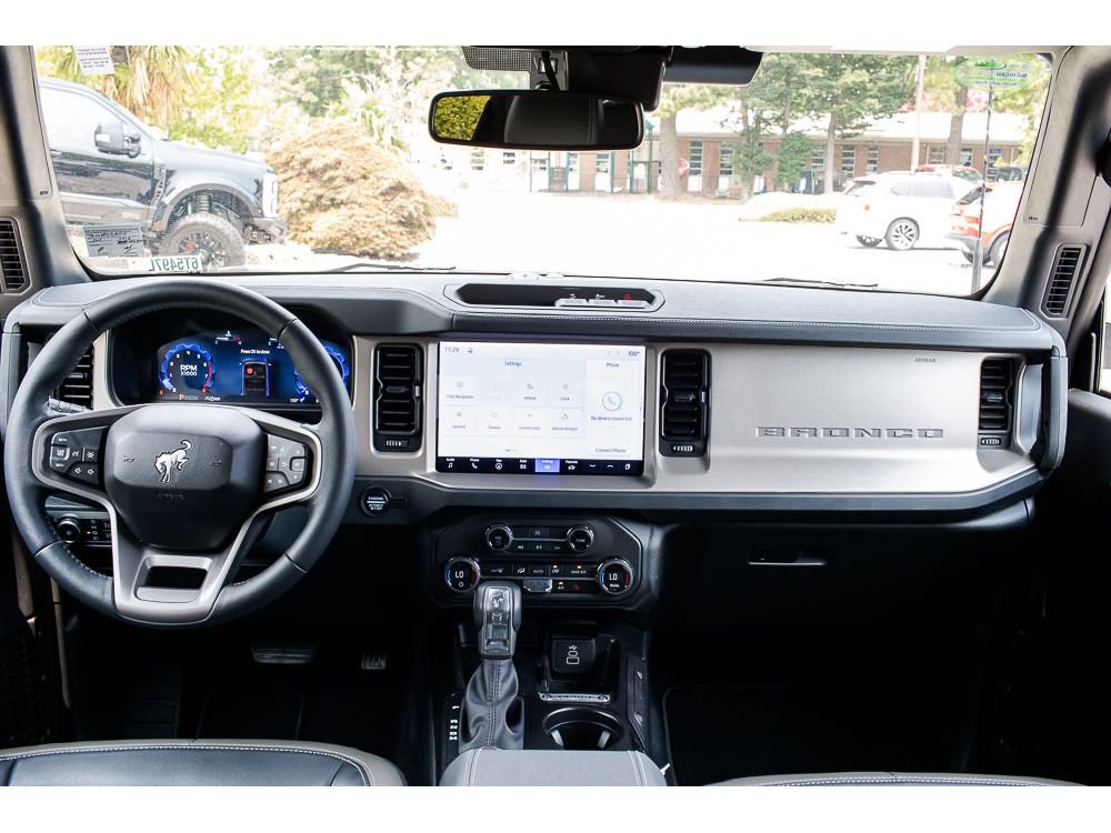 Used 2026 Ford Bronco Outer Banks AWD/4WD image 11