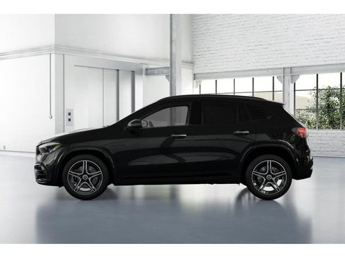 New 2026 Mercedes-Benz GLA 250 4MATIC image 34