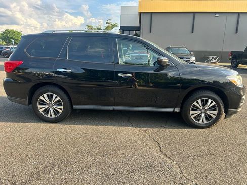 Used 2020 Nissan Pathfinder S AWD/4WD image 4