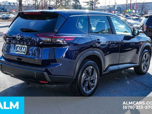 Used 2025 Nissan Rogue SV image 6