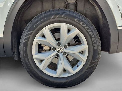 Used 2018 Volkswagen Atlas SEL AWD/4WD image 14