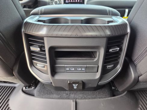 New 2026 RAM 1500 Big Horn AWD/4WD image 19