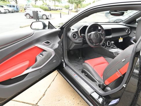 Used 2024 Chevrolet Camaro SS image 15