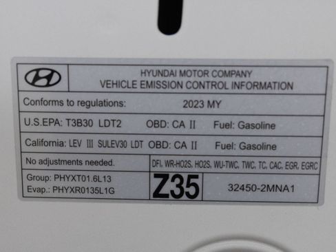 Used 2023 Hyundai Tucson Limited AWD/4WD image 35