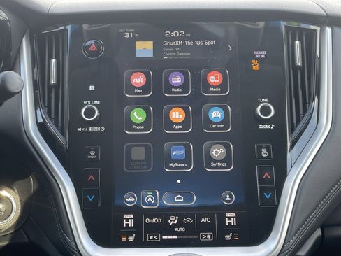 Used 2021 Subaru Outback Premium image 24