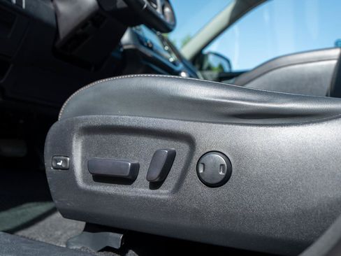 Used 2015 Toyota Highlander Limited AWD/4WD image 15