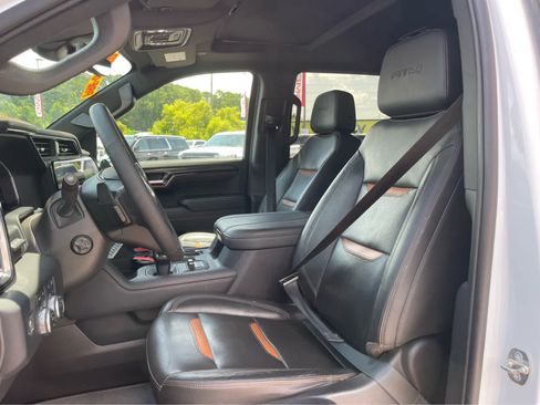 Used 2023 GMC Sierra 1500 AT4 w/ AT4 Premium Package AWD/4WD image 12