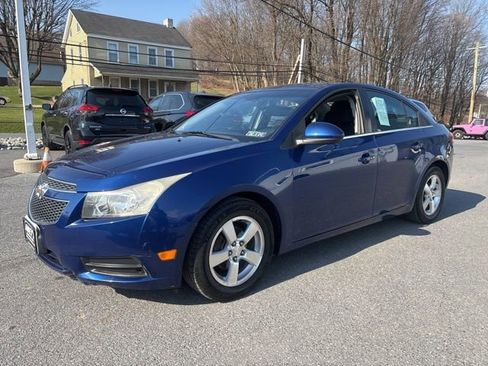 Used 2013 Chevrolet Cruze LT image 3