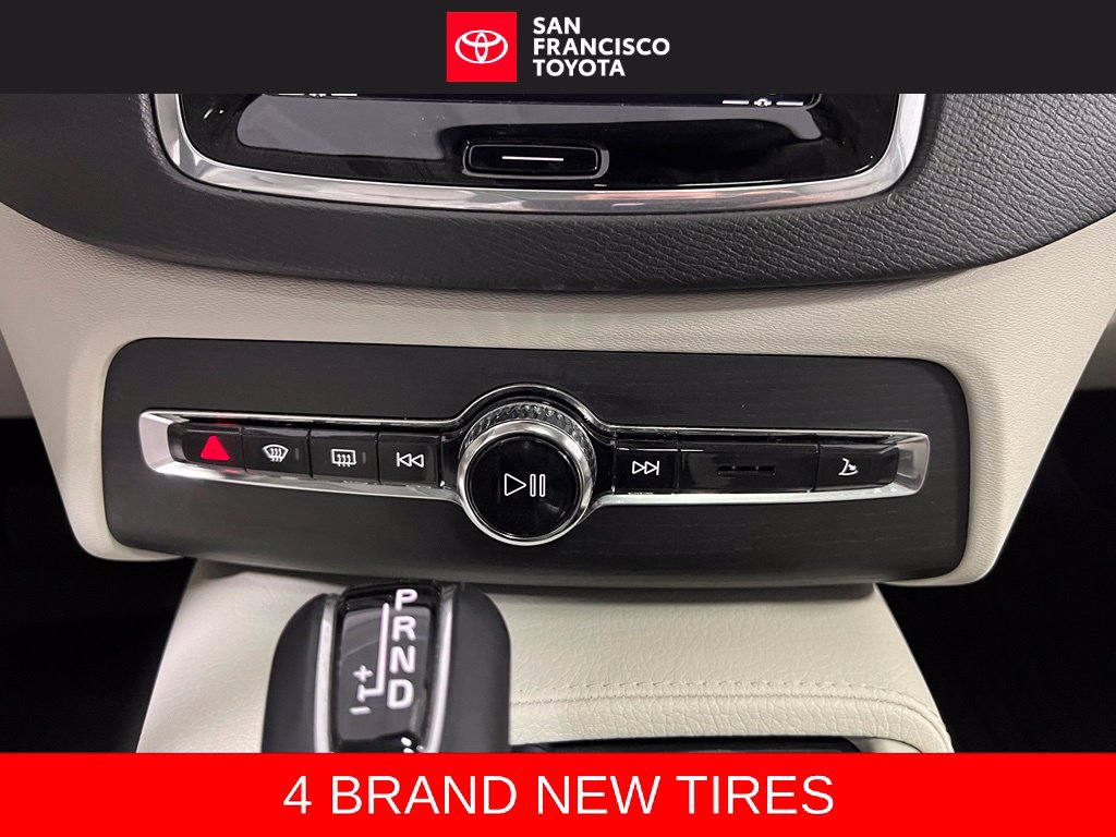 Used 2020 Volvo XC90 T6 Momentum w/ Protection Package Premier AWD/4WD image 27