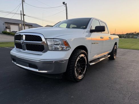 Used 2021 RAM 1500 Classic SLT RWD image 1
