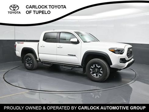 Used 2023 Toyota Tacoma TRD Off-Road AWD/4WD image 6