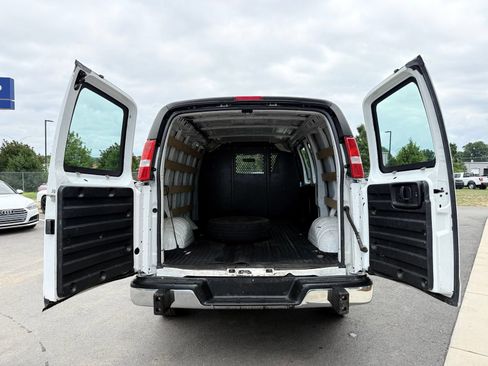 Used 2023 Chevrolet Express 2500 w/ Driver Convenience Package RWD image 29