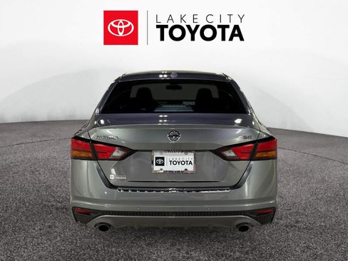 Used 2022 Nissan Altima 2.5 SR image 6