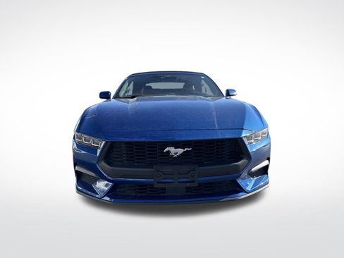 Used 2024 Ford Mustang Premium image 3