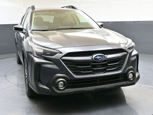 Certified 2025 Subaru Outback Premium w/ Popular Package #1A image 8