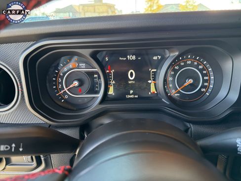 Used 2024 Jeep Wrangler Unlimited Rubicon image 9