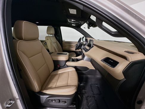 Used 2023 Chevrolet Tahoe Premier image 35