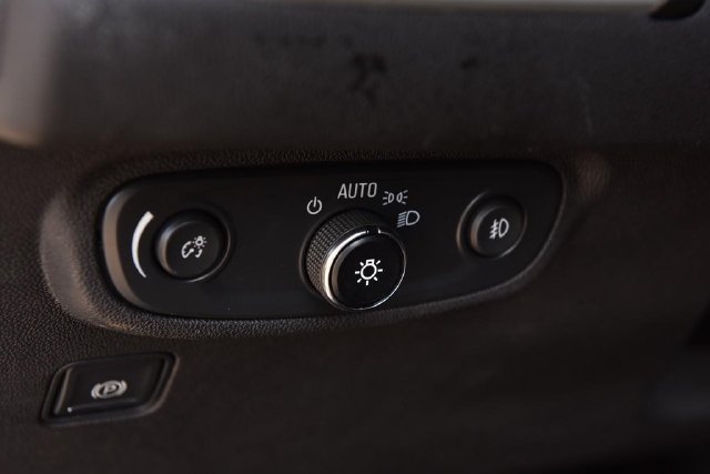 Used 2022 GMC Terrain SLT FWD image 11
