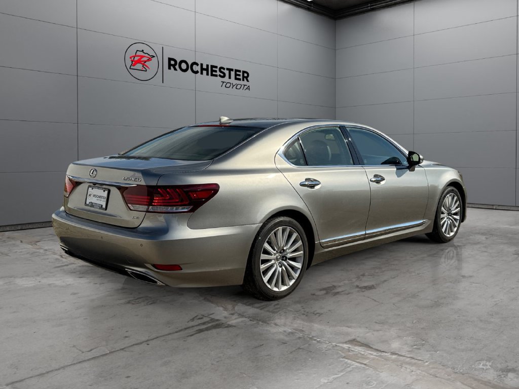 Used 2016 Lexus LS 460 AWD w/ Comfort Package image 5