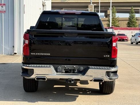 Used 2021 Chevrolet Silverado 1500 LTZ AWD/4WD image 5