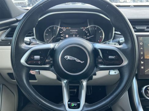 Used 2022 Jaguar XF R-Dynamic SE image 21