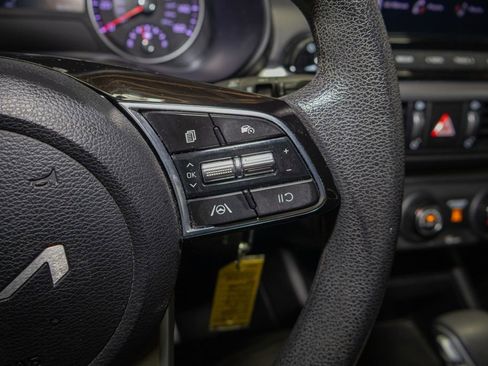 Used 2023 Kia Forte LXS w/ LXS Technology Package FWD image 19