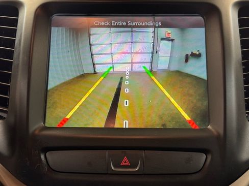 Used 2017 Jeep Cherokee Limited AWD/4WD image 42