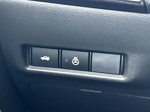 New 2026 Nissan Sentra SV w/ SV Convenience Package FWD image 24