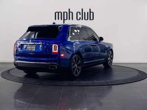 Used 2021 Rolls-Royce Cullinan image 5