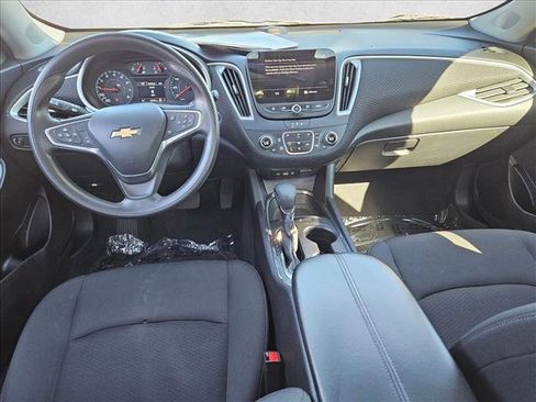 Used 2023 Chevrolet Malibu LT image 17