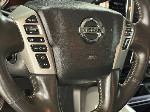 Used 2018 Nissan Titan PRO-4X w/ Pro-4x Convenience Package AWD/4WD image 55