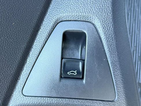 Used 2019 Volkswagen Jetta S w/ Driver Assistance Package FWD image 23