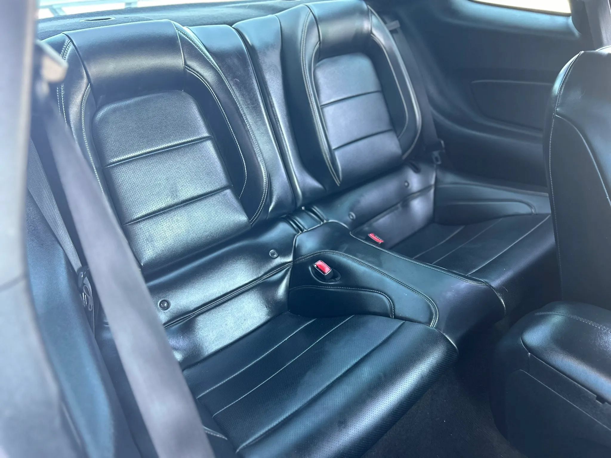 Used 2015 Ford Mustang Coupe w/ Equipment Group 051A RWD image 3