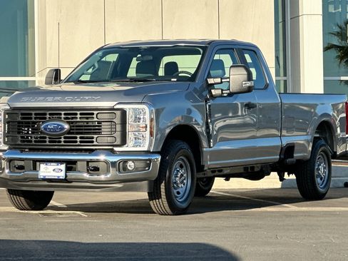 New 2026 Ford F250 XL w/ XL Chrome Package image 7
