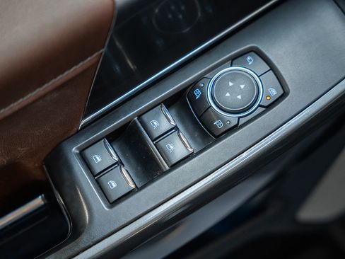 Used 2023 Ford F150 Lariat w/ Equipment Group 502A High image 50