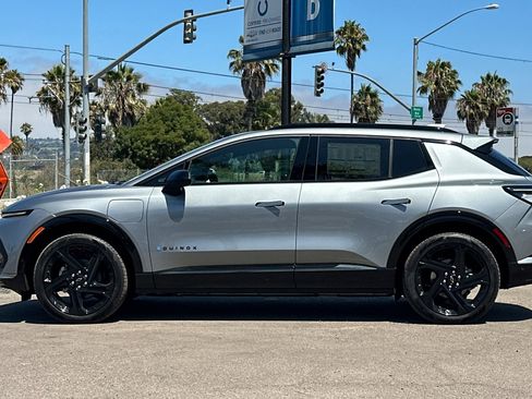 New 2025 Chevrolet Equinox EV RS image 7