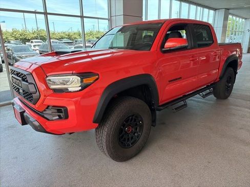 Used 2023 Toyota Tacoma TRD Pro AWD/4WD image 3